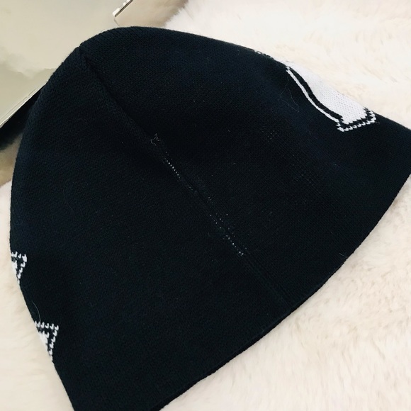 AC/DC Beanie - Picture 4 of 4